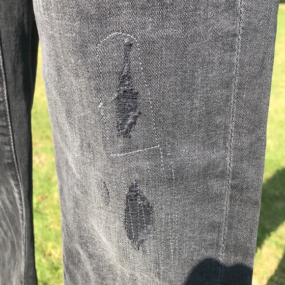 NWT Express slim jeans. 30 x 32 - Picture 3 of 6